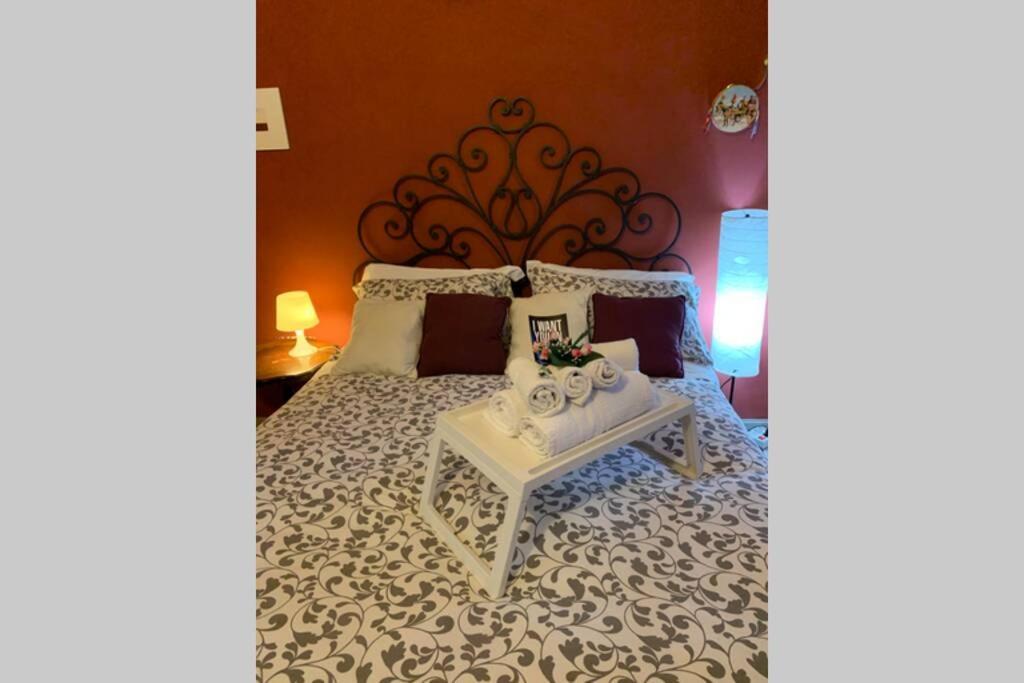 "Little Sicilian Home"-Room With A Private Bathroom & Kitchen -Fridge - And Shared A Beautiful Terrace On Hostel Taormina Center Екстериор снимка