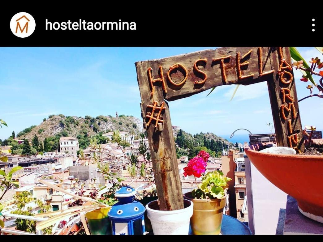 "Little Sicilian Home"-Room With A Private Bathroom & Kitchen -Fridge - And Shared A Beautiful Terrace On Hostel Taormina Center Екстериор снимка